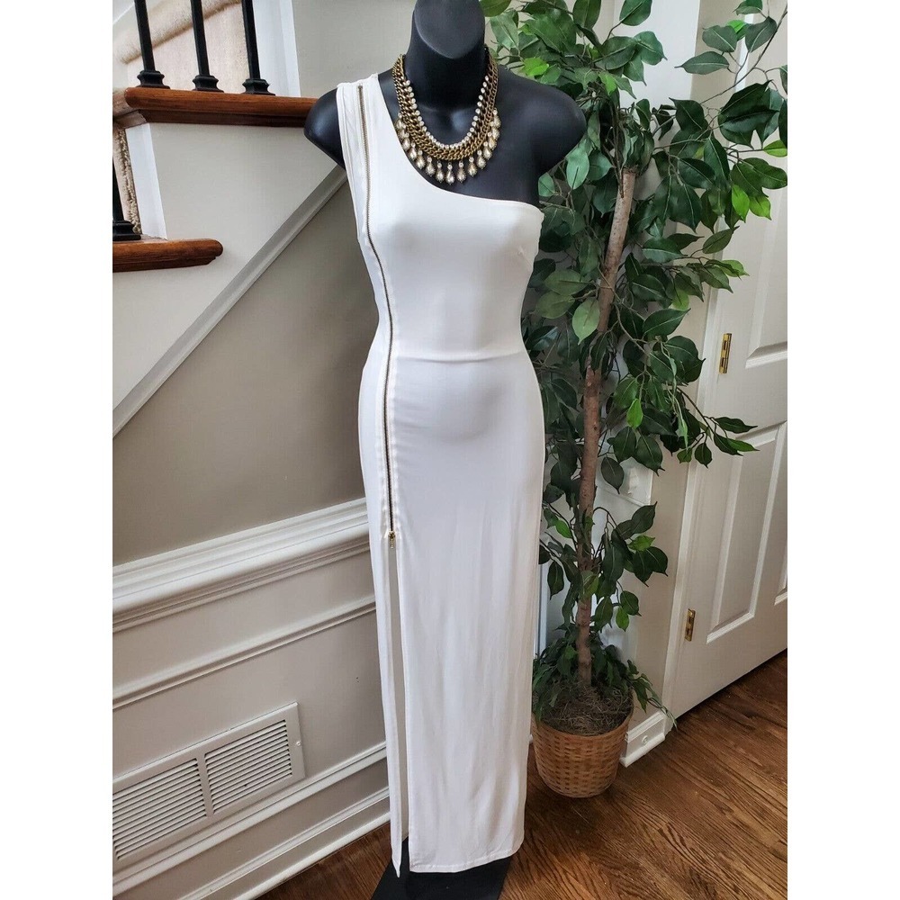 Cameo Women's Solid White Polyester One Shoulder Off Long Casual Maxi Dress
